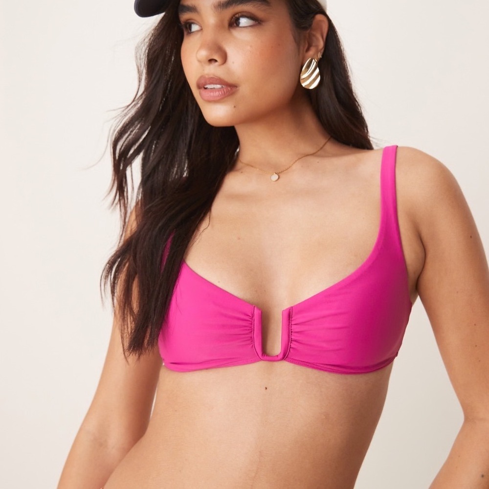Abercrombie & Fitch Deep V Wire Detail Tie Back Bikini Top Medium NWT